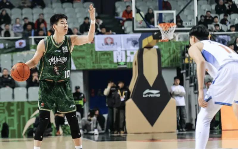 开云体育-郭昊文低迷却展最佳赢球模式！汉兹赵柏清统领局势，替补多人齐爆